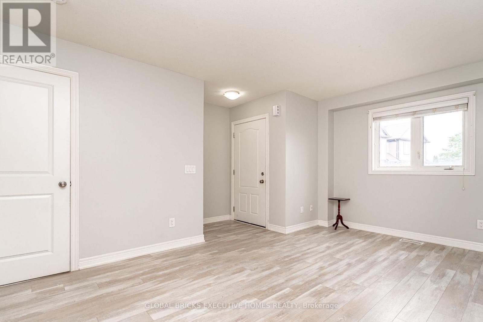 Single Family at 79- 7768 Ascott Circle, Niagara Falls (Ascot), Ontario - Photo 10 - RE/MAX Garden City Realty