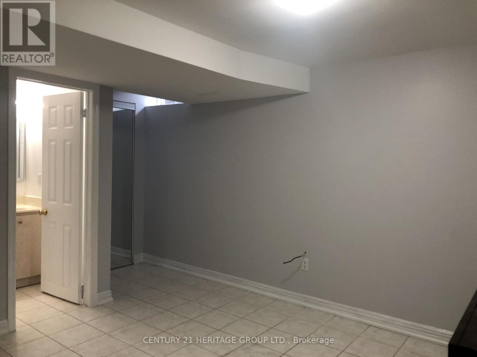 Single Family at Apt 1- 16 Cartmel Drive, Markham (Milliken Mills East), Ontario - Photo 3 - RE/MAX Garden City Realty