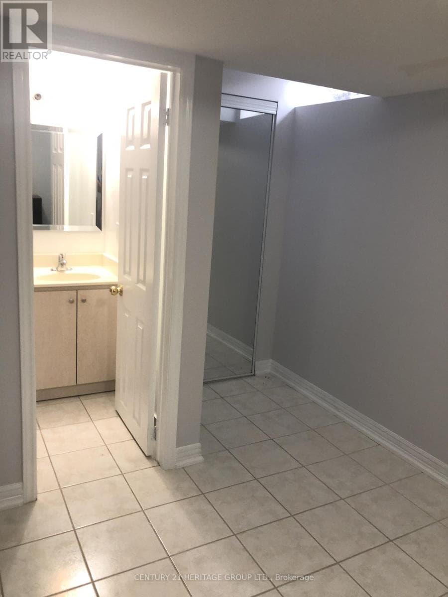 Single Family at Apt 1- 16 Cartmel Drive, Markham (Milliken Mills East), Ontario - Photo 5 - RE/MAX Garden City Realty