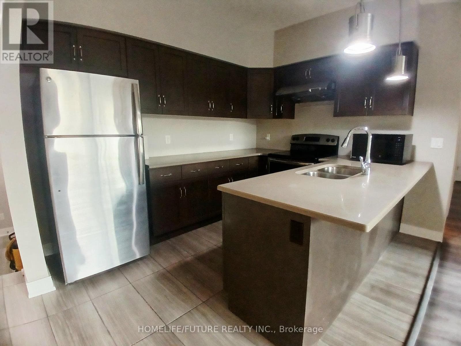 Single Family at 18- 32 Arkell Road, Guelph (Kortright East), Ontario - Photo 4 - RE/MAX Garden City Realty
