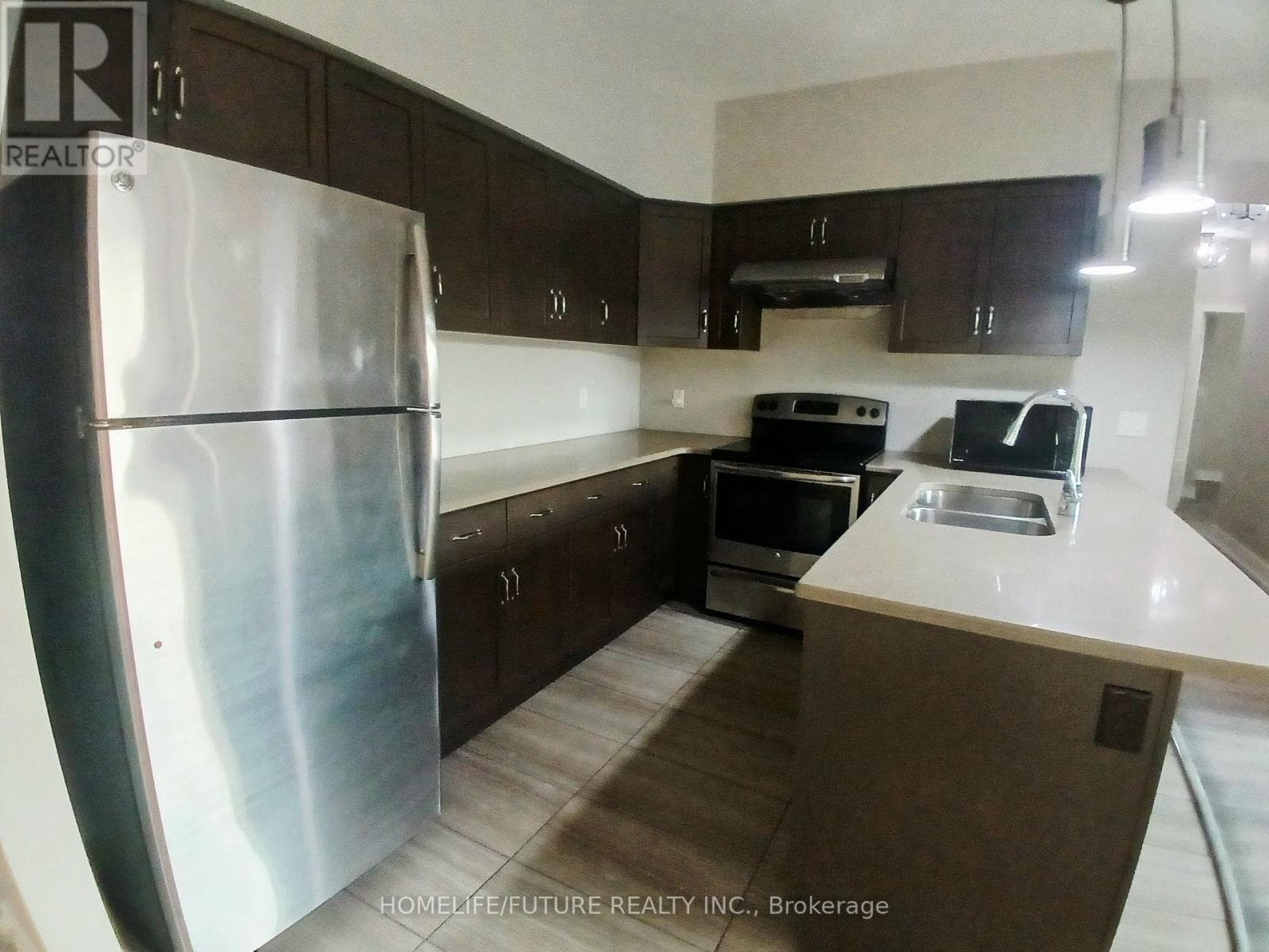Single Family at 18- 32 Arkell Road, Guelph (Kortright East), Ontario - Photo 5 - RE/MAX Garden City Realty