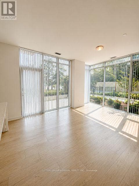 Single Family at TH10- 5858 Yonge Street, Toronto (Newtonbrook West), Ontario - Photo 4 - RE/MAX Garden City Realty