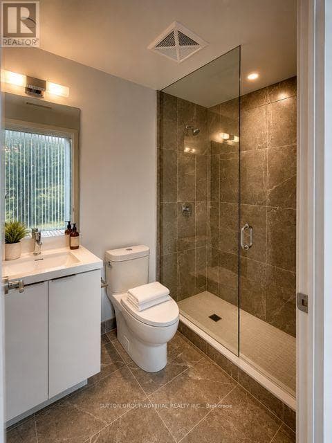 Single Family at TH10- 5858 Yonge Street, Toronto (Newtonbrook West), Ontario - Photo 8 - RE/MAX Garden City Realty