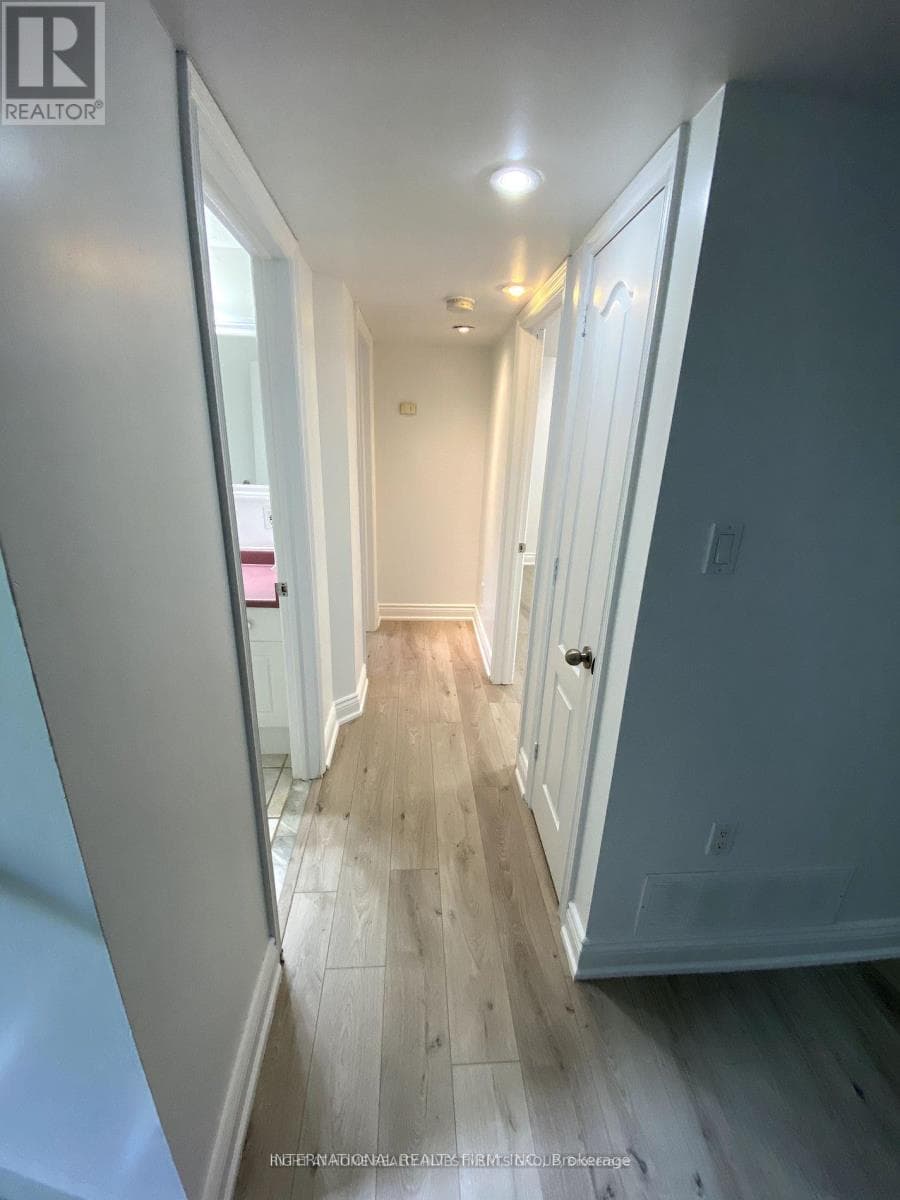 Single Family at Bsmt- 53 Belfry Drive, Newmarket (Huron Heights-Leslie Valley), Ontario - Photo 9 - RE/MAX Garden City Realty