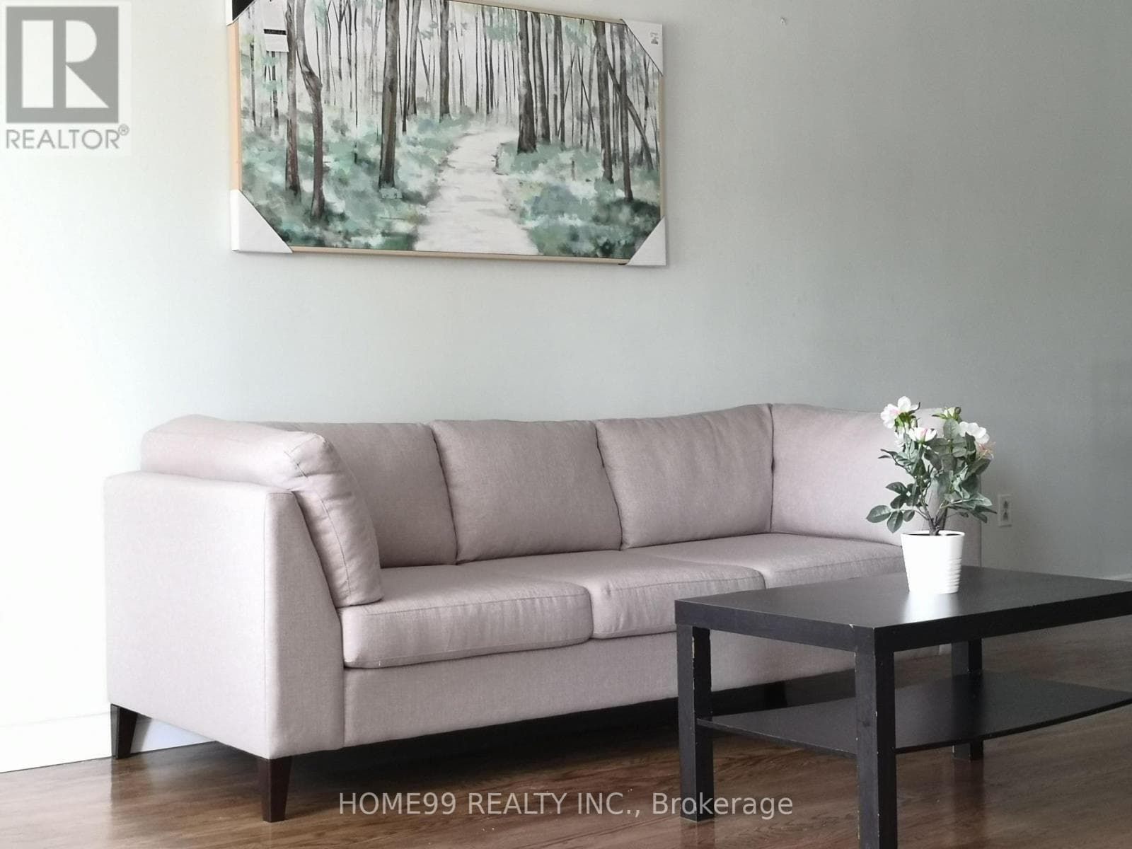 Single Family at upper- 137 Pineway Boulevard, Toronto (Bayview Woods-Steeles), Ontario - Photo 8 - RE/MAX Garden City Realty