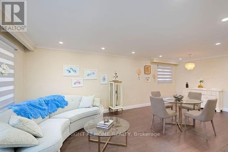 Single Family at 304 Roywood Crescent, Newmarket (Central Newmarket), Ontario - Photo 2 - RE/MAX Garden City Realty