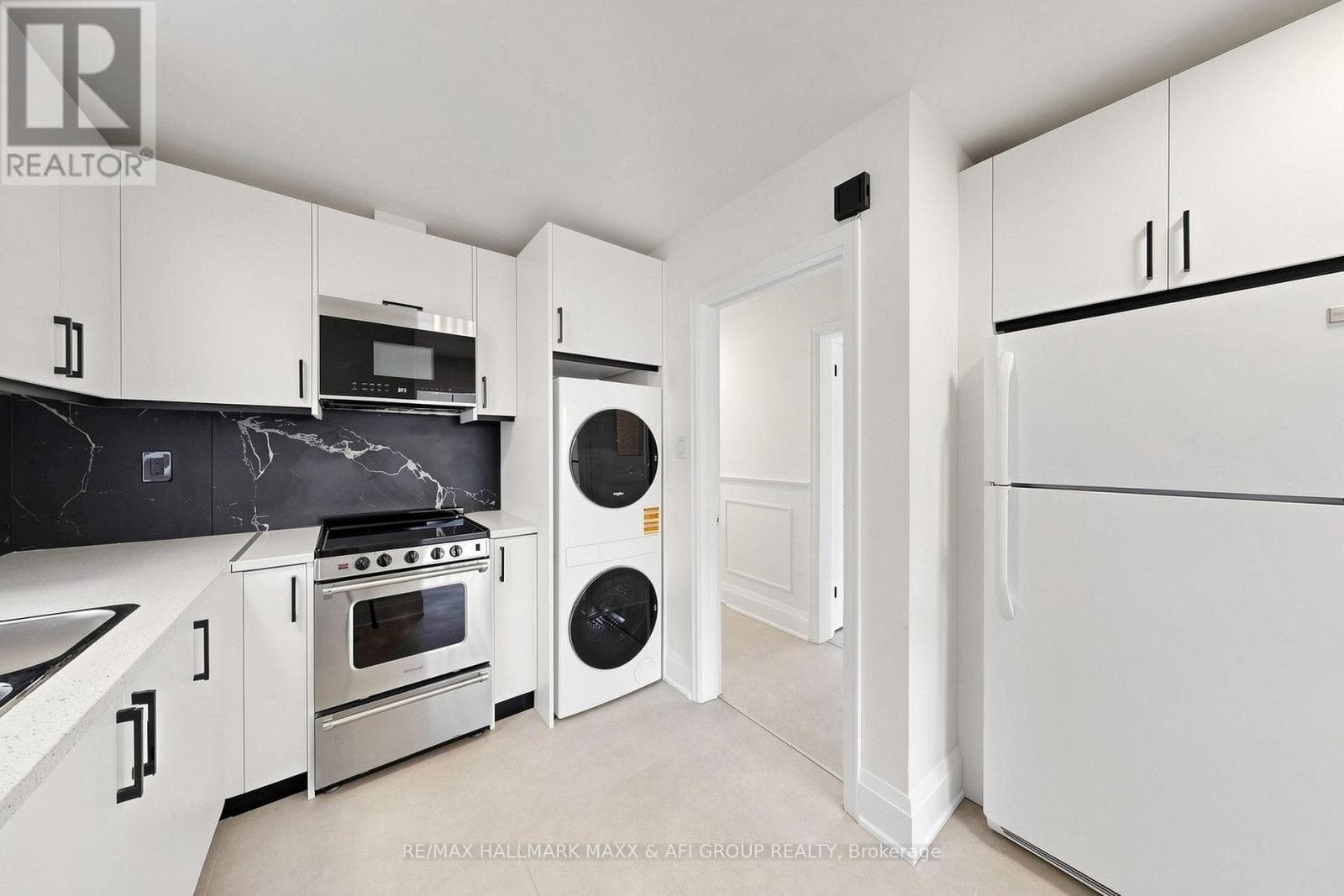 Single Family at 25 Harding Boulevard, Richmond Hill (Harding), Ontario - Photo 10 - RE/MAX Garden City Realty