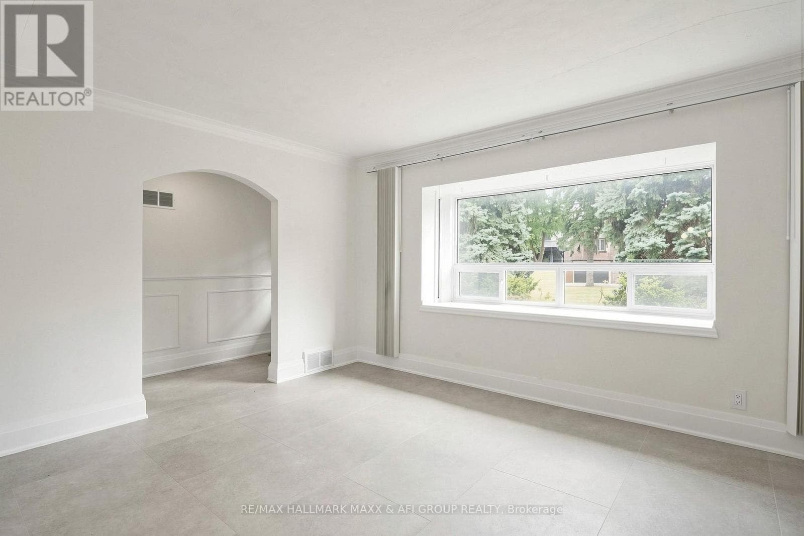 Single Family at 25 Harding Boulevard, Richmond Hill (Harding), Ontario - Photo 8 - RE/MAX Garden City Realty