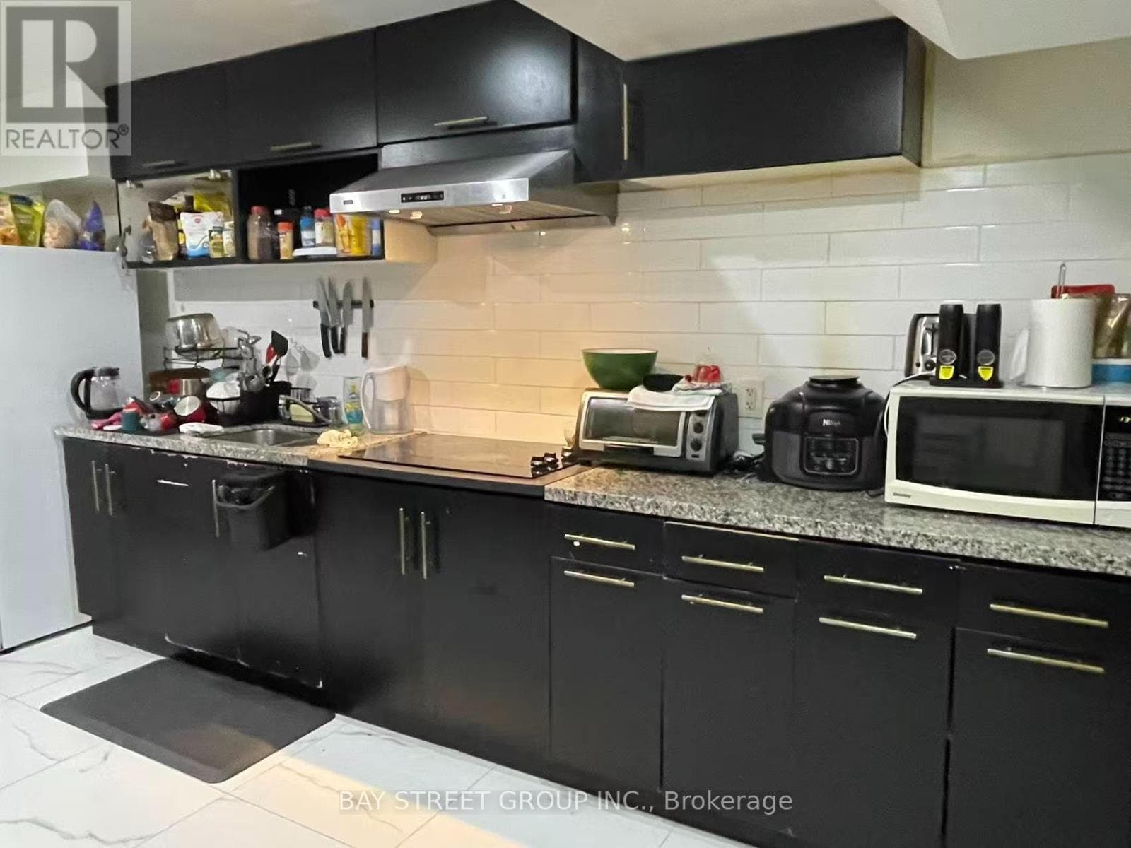 Single Family at Bsmt- 191 Pleasant Avenue, Toronto (Newtonbrook West), Ontario - Photo 4 - RE/MAX Garden City Realty