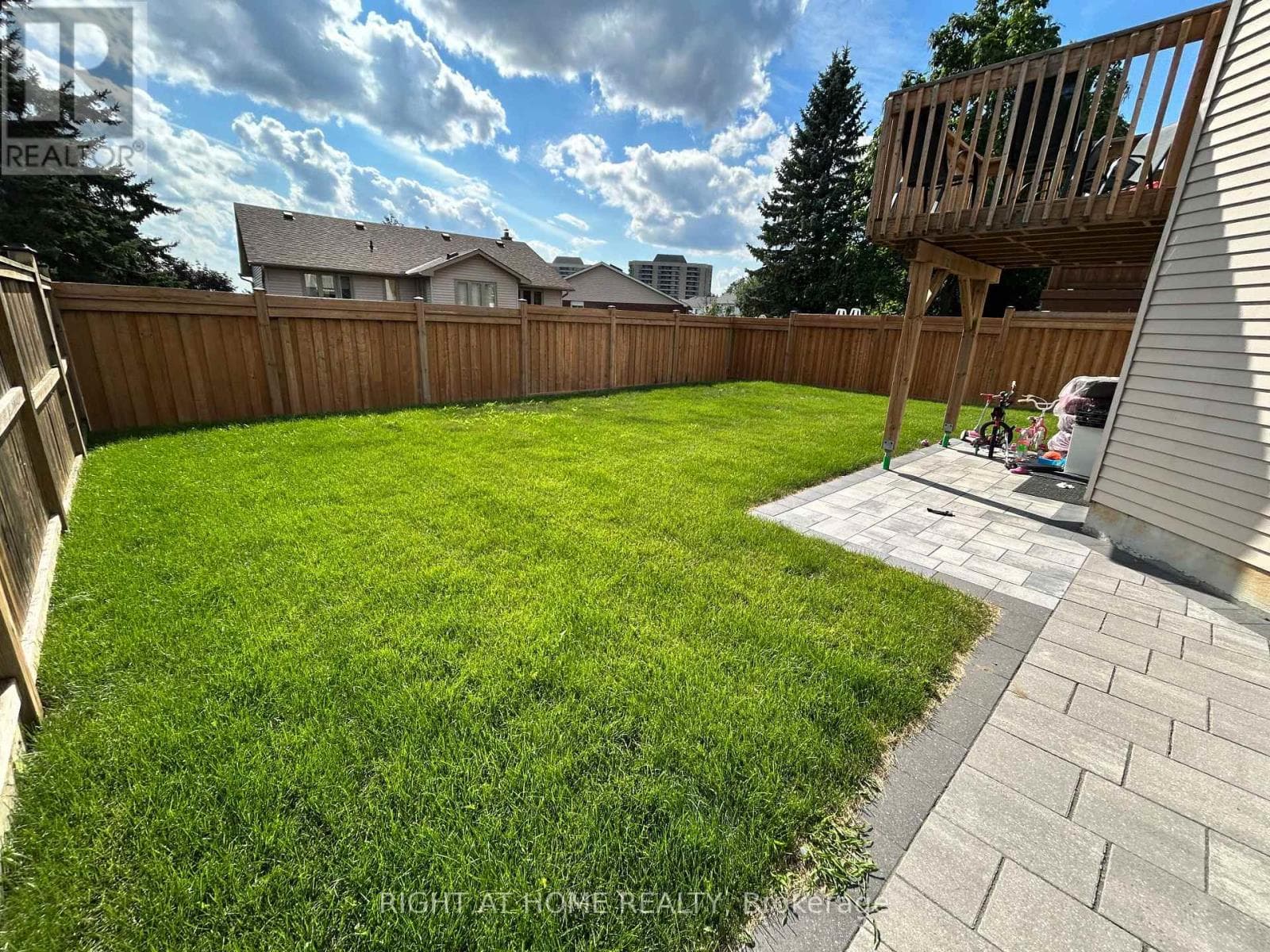 Single Family at 844 Crowells Street, Oshawa (Pinecrest), Ontario - Photo 2 - RE/MAX Garden City Realty