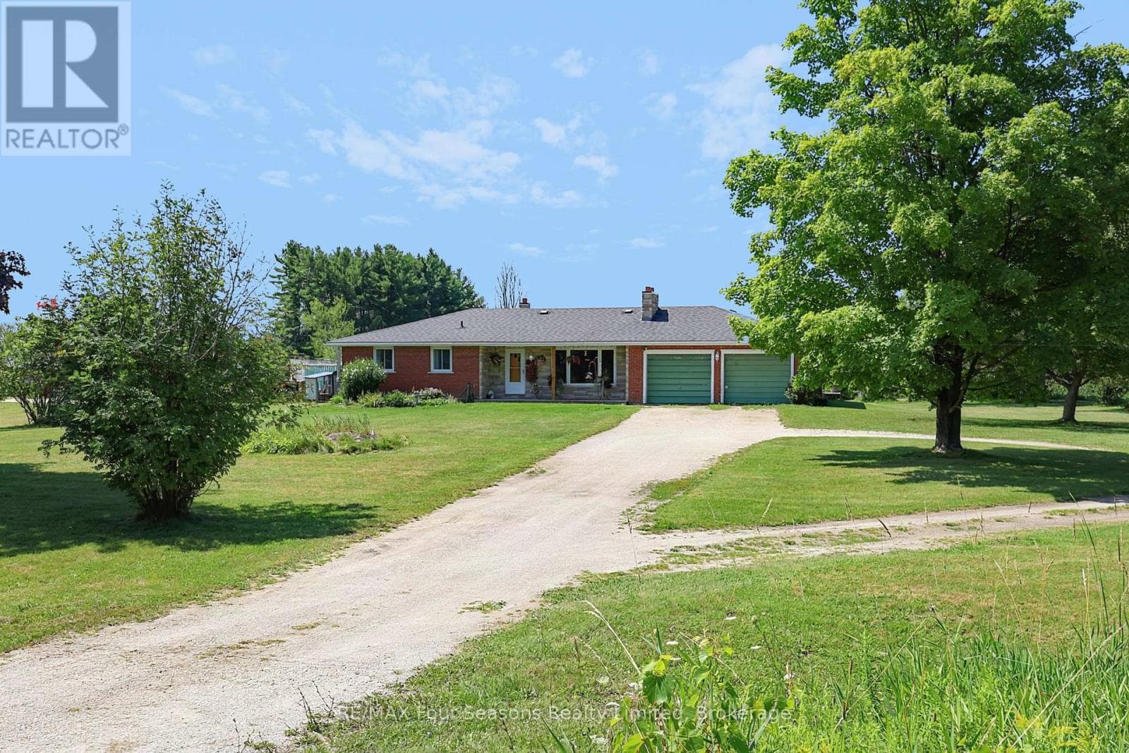 Single Family at 2140 5th Corners, Clearview, Ontario - Photo 6 - RE/MAX Garden City Realty