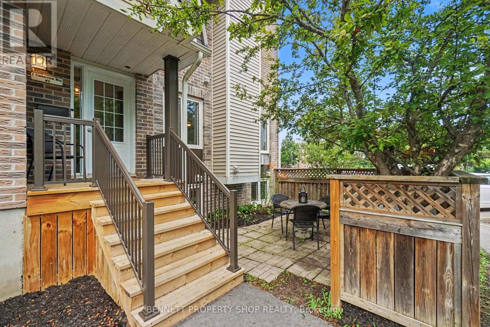 5- 7 Timberview Way