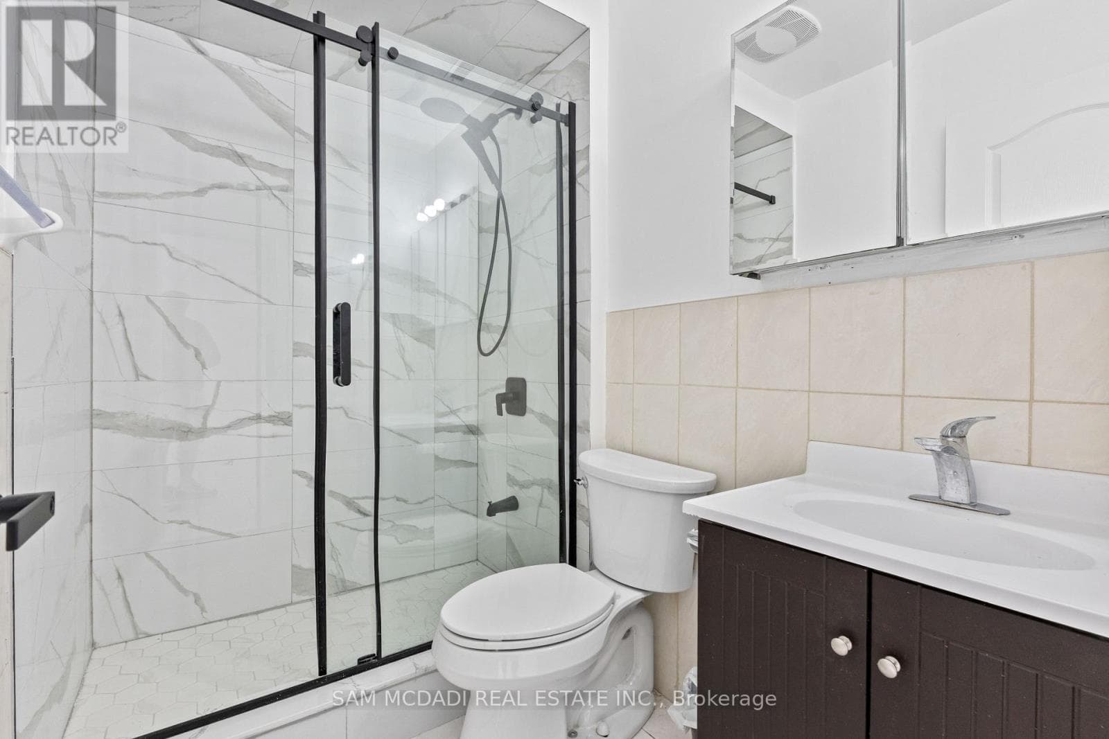 Single Family at 3- 2922 Islington Avenue, Toronto (Humber Summit), Ontario - Photo 8 - RE/MAX Garden City Realty