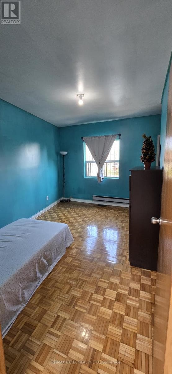 Single Family at Rear- 1584 Dundas Street, Toronto (Little Portugal), Ontario - Photo 3 - RE/MAX Garden City Realty