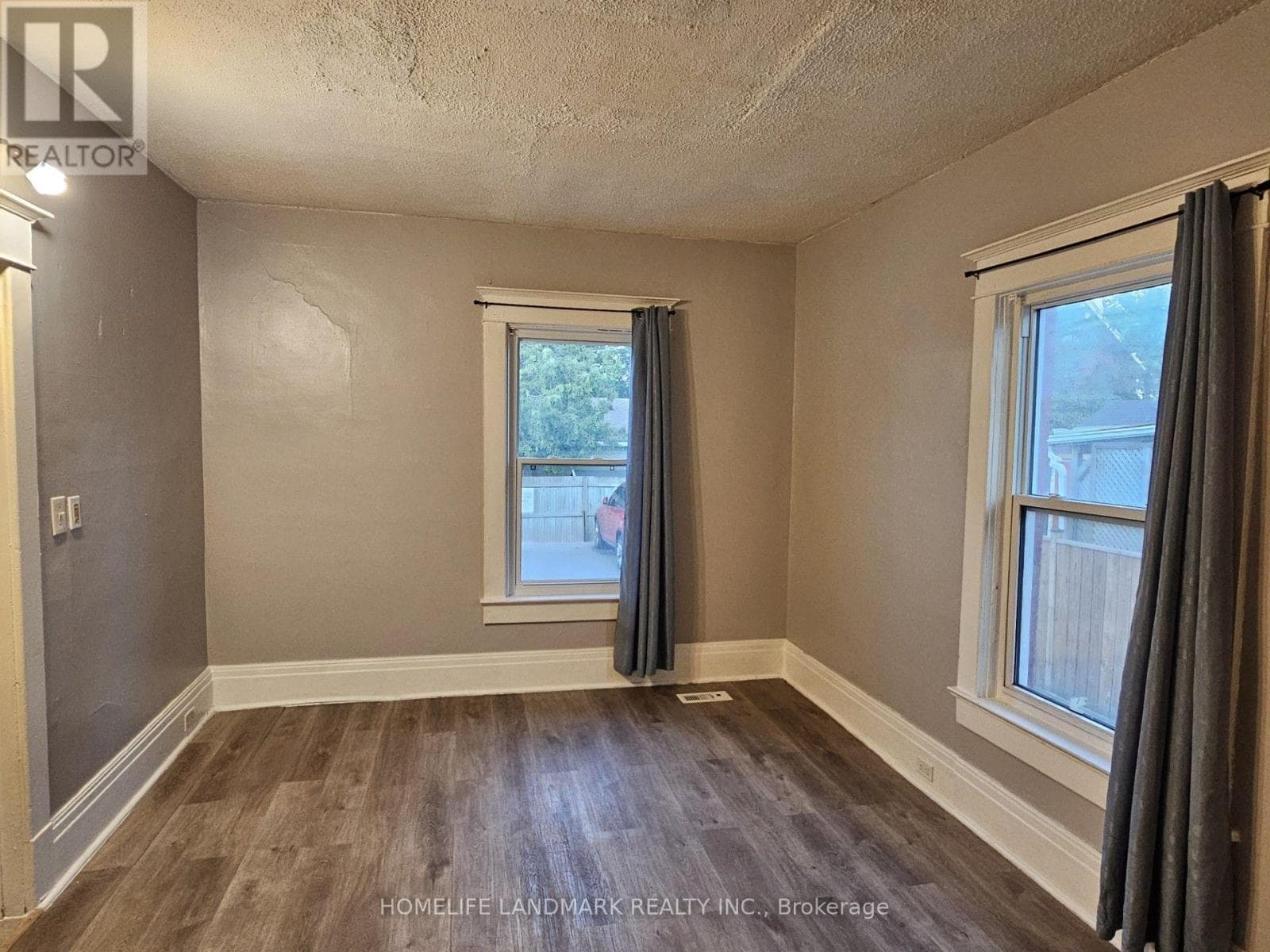 Single Family at #3- 23 Ritson Road, Oshawa (Central), Ontario - Photo 4 - RE/MAX Garden City Realty