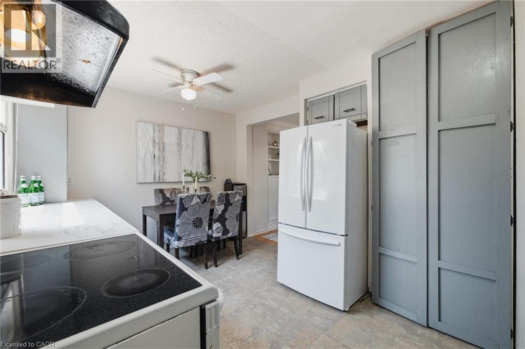 Single Family at 11- 164 JANSEN Avenue, Kitchener, Ontario - Photo 8 - RE/MAX Garden City Realty