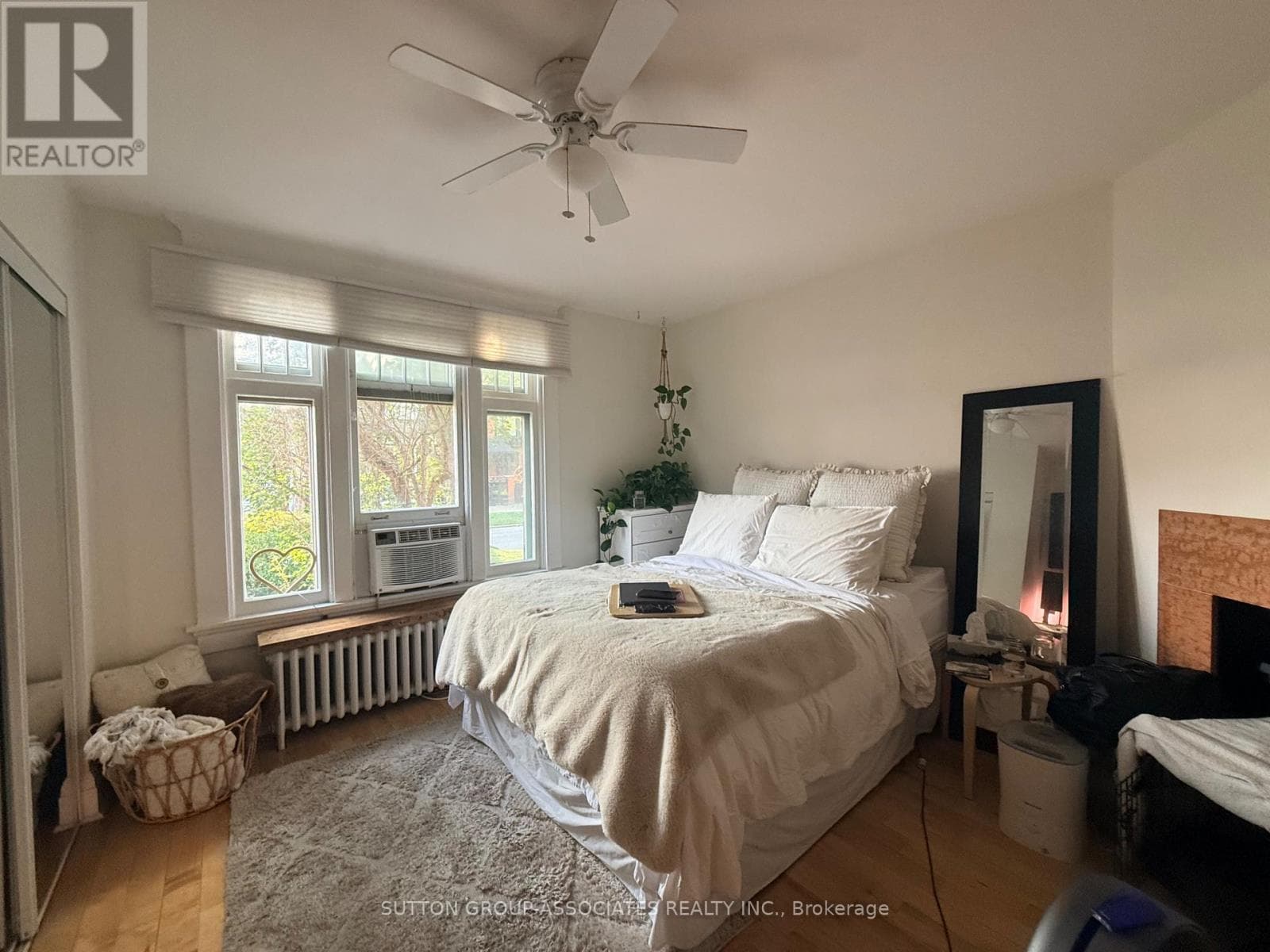 Multi-family at Main- 184 Madison Avenue, Toronto (Annex), Ontario - Photo 10 - RE/MAX Garden City Realty