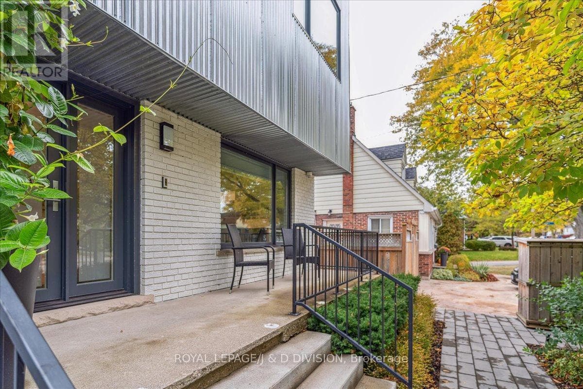 Single Family at 16 Forty First Street, Toronto (Long Branch), Ontario - Photo 3 - RE/MAX Garden City Realty