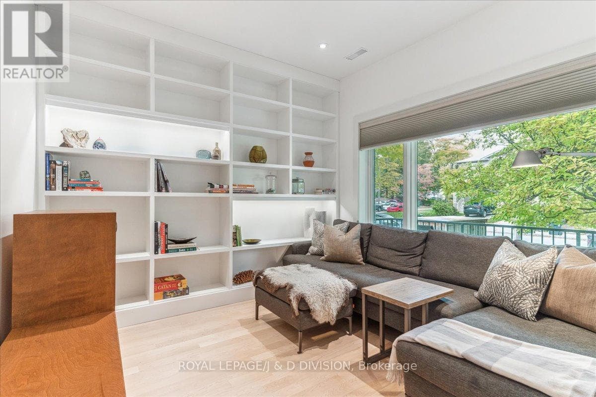 Single Family at 16 Forty First Street, Toronto (Long Branch), Ontario - Photo 6 - RE/MAX Garden City Realty