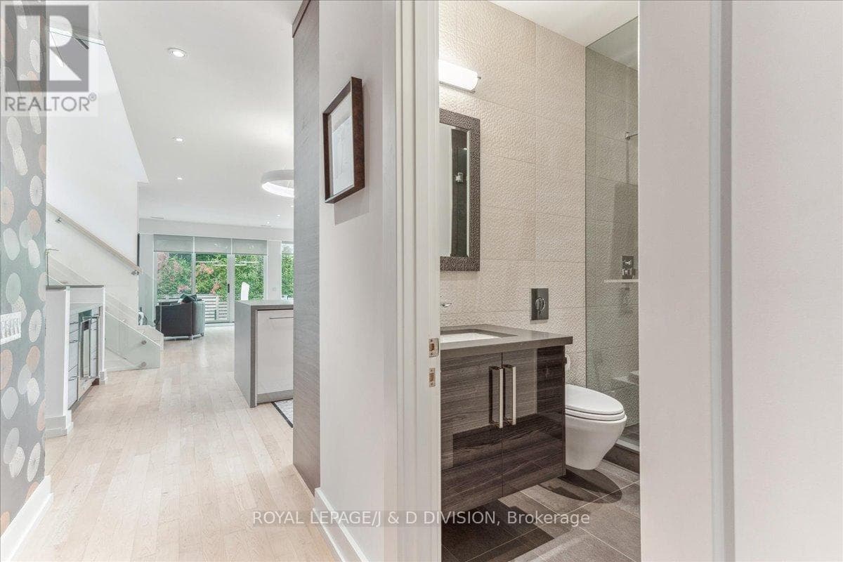 Single Family at 16 Forty First Street, Toronto (Long Branch), Ontario - Photo 7 - RE/MAX Garden City Realty