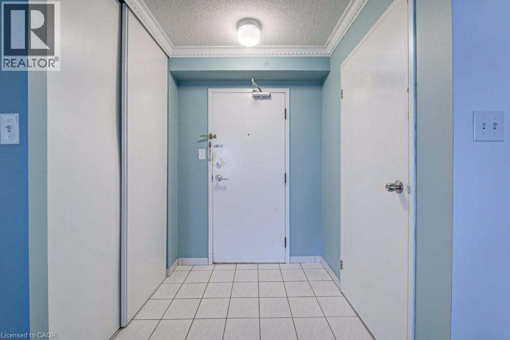 Single Family at 1109- 5 ROWNTREE Road, Toronto, Ontario - Photo 8 - RE/MAX Garden City Realty