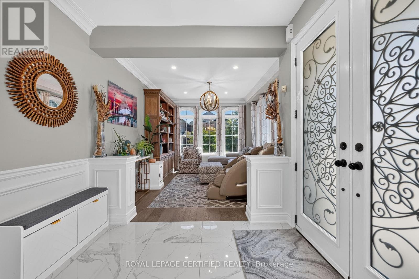Single Family at 2561 Grand Oak Trail, Oakville (WM Westmount), Ontario - Photo 10 - RE/MAX Garden City Realty