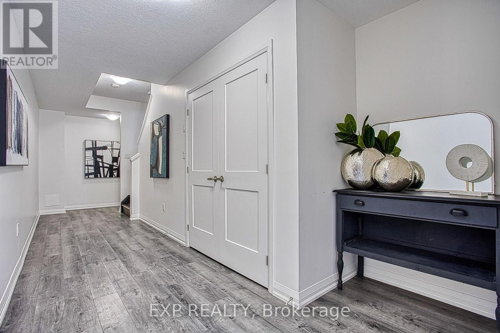 Single Family at 25- 5000 Connor Drive, Lincoln (Beamsville), Ontario - Photo 3 - RE/MAX Garden City Realty