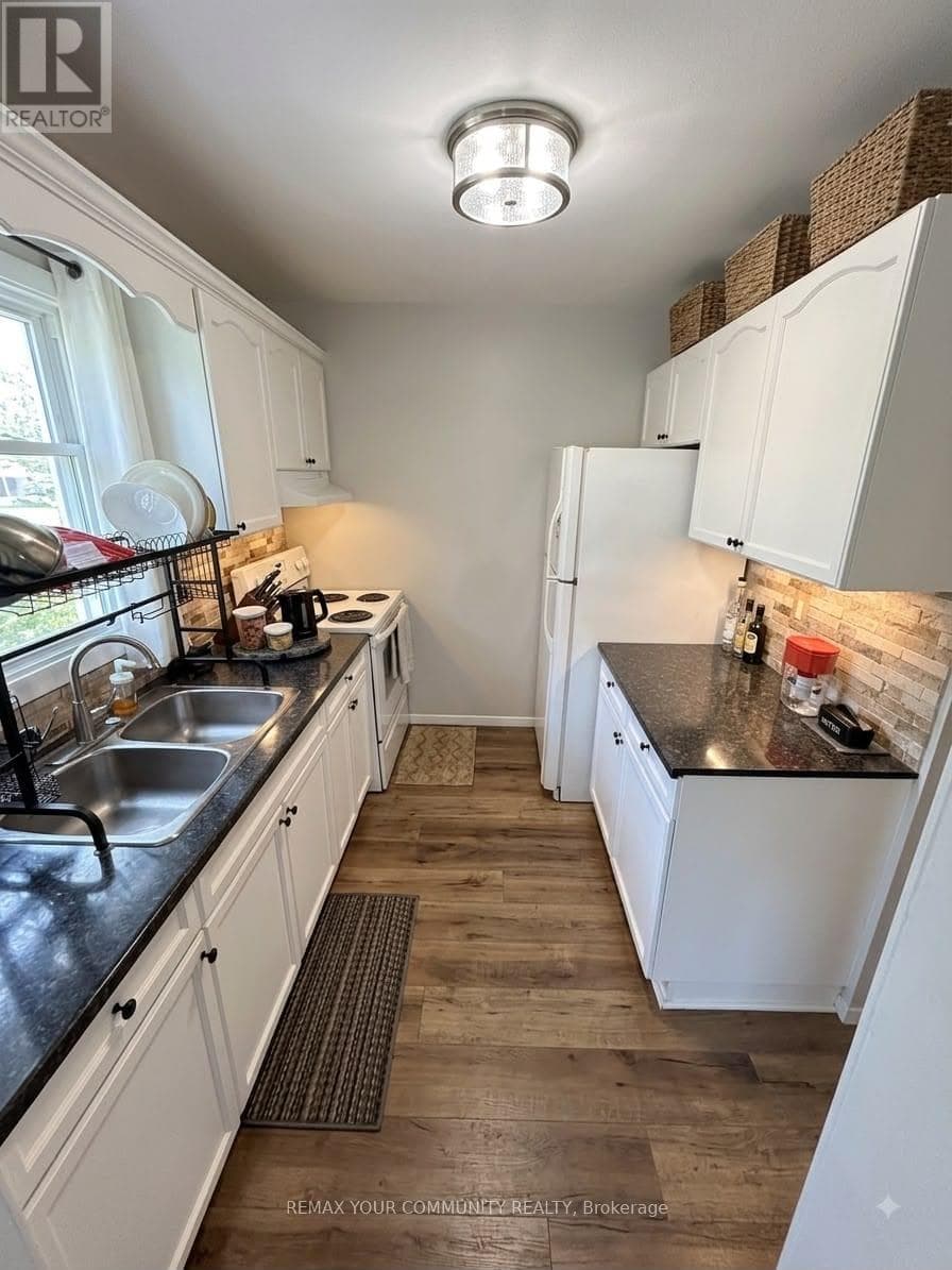 Single Family at 142- 690 Little Grey Street, London East (East L), Ontario - Photo 4 - RE/MAX Garden City Realty
