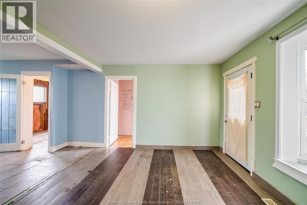 Single Family at 2616 PARENT, Windsor, Ontario - Photo 10 - RE/MAX Garden City Realty