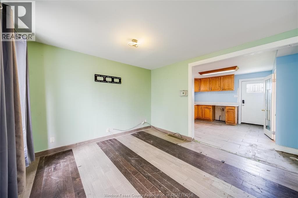 Single Family at 2616 PARENT, Windsor, Ontario - Photo 8 - RE/MAX Garden City Realty
