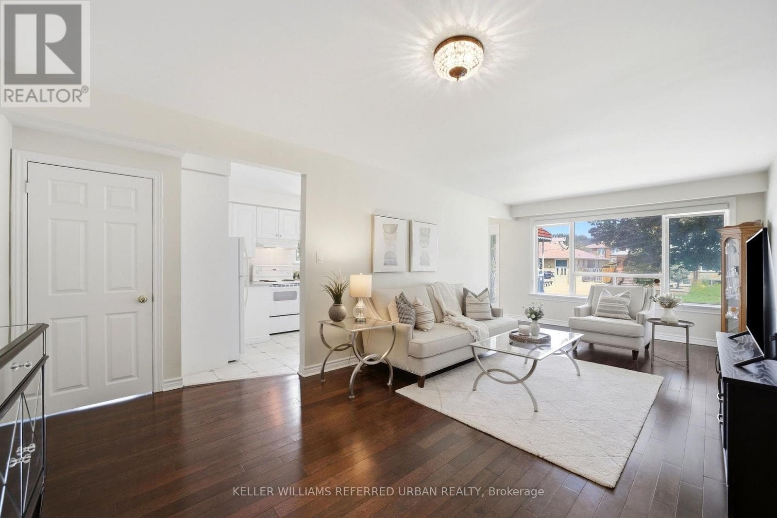 Single Family at 49 Santa Barbara Road, Toronto (Willowdale West), Ontario - Photo 4 - RE/MAX Garden City Realty