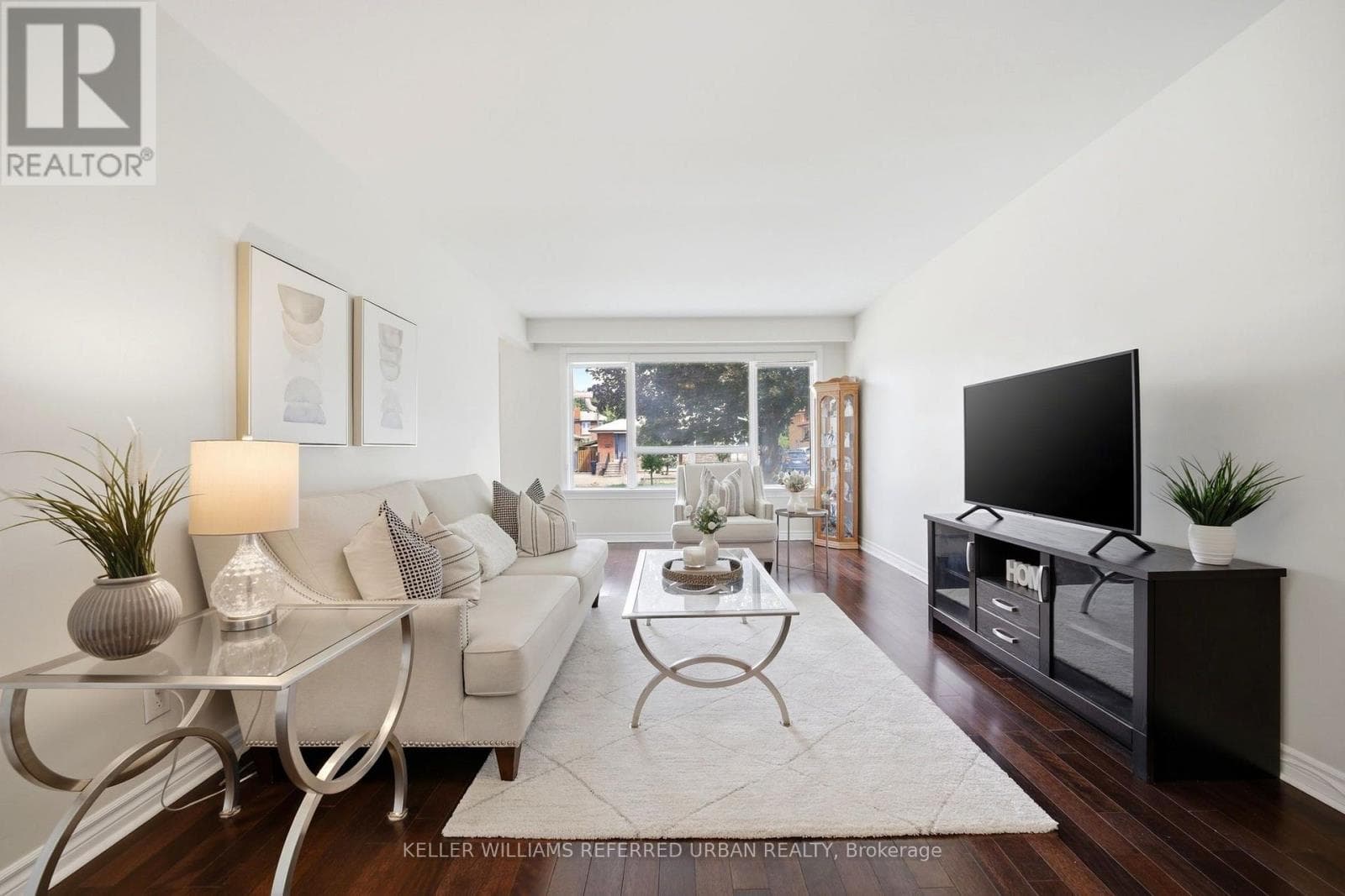 Single Family at 49 Santa Barbara Road, Toronto (Willowdale West), Ontario - Photo 5 - RE/MAX Garden City Realty