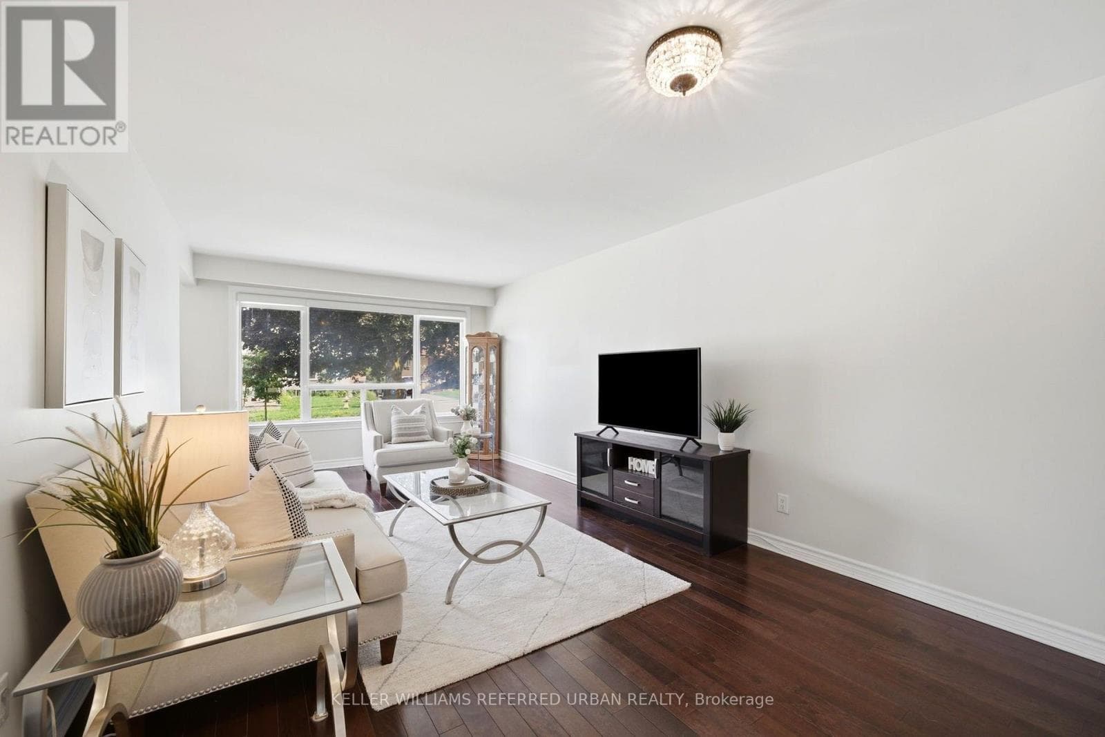 Single Family at 49 Santa Barbara Road, Toronto (Willowdale West), Ontario - Photo 6 - RE/MAX Garden City Realty