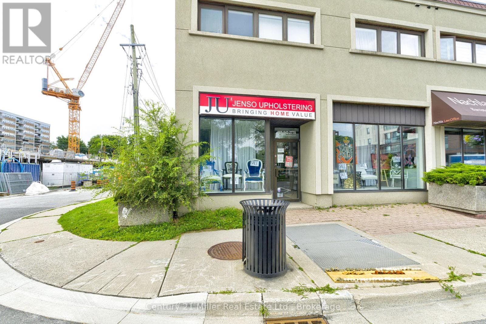 Retail at 242 Kerr Street, Oakville (CO Central), Ontario - Photo 4 - RE/MAX Garden City Realty