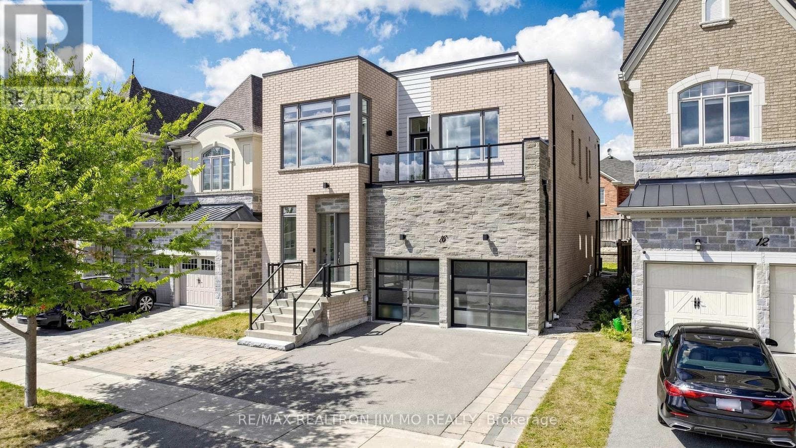16 Farrell Road