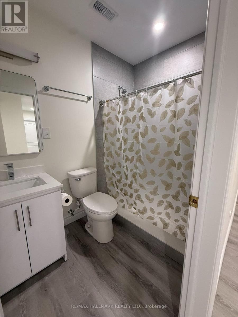 Single Family at 43 Oak Avenue, Richmond Hill (South Richvale), Ontario - Photo 10 - RE/MAX Garden City Realty