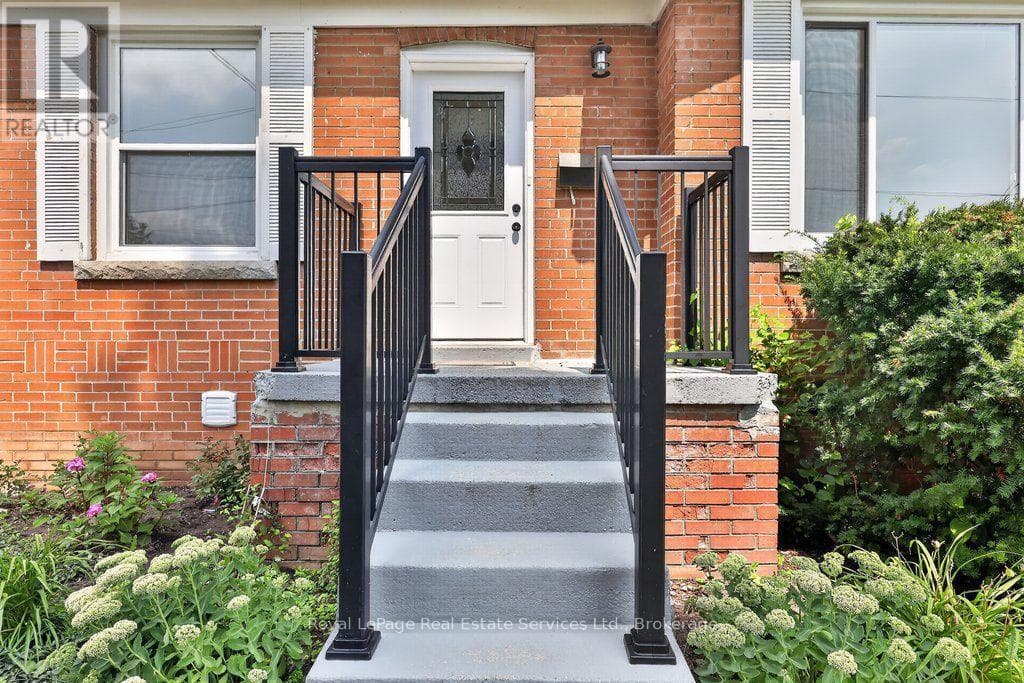 Single Family at Main- 79 Kingswood Road, Oakville (CO Central), Ontario - Photo 2 - RE/MAX Garden City Realty