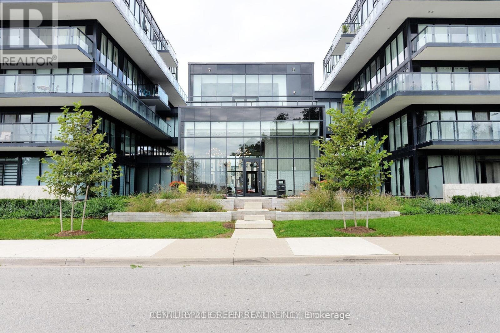 Single Family at A211- 1117 Cooke Boulevard, Burlington (LaSalle), Ontario - Photo 4 - RE/MAX Garden City Realty
