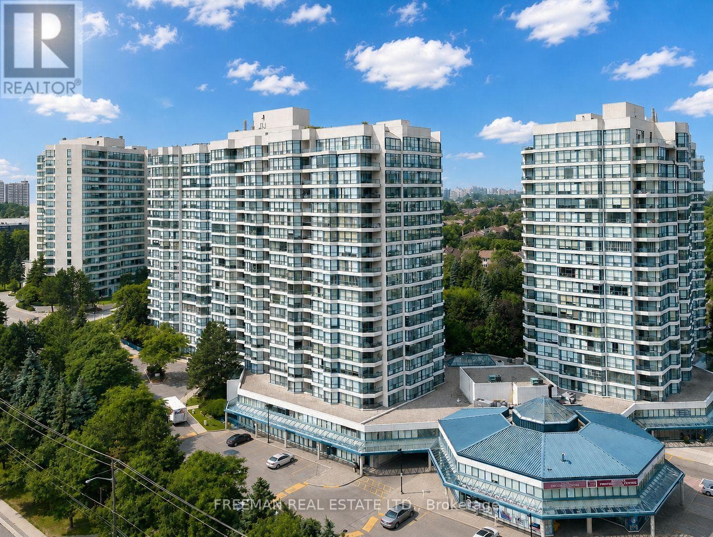 1111- 7300 Yonge Street