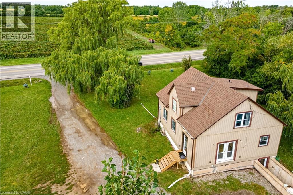 Single Family at 487 FOUR MILE CREEK Road, Niagara-on-the-Lake, Ontario - Photo 6 - RE/MAX Garden City Realty