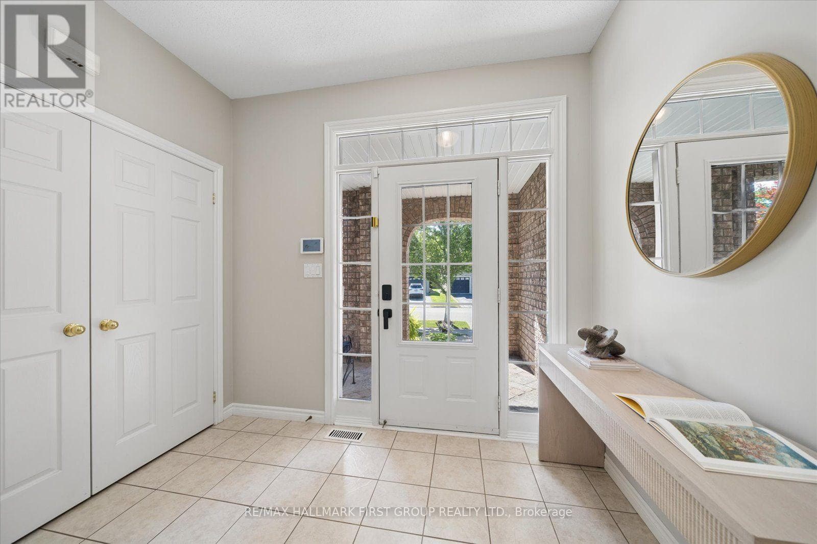 Single Family at 9 Pebblebrook Crescent, Whitby (Taunton North), Ontario - Photo 3 - RE/MAX Garden City Realty