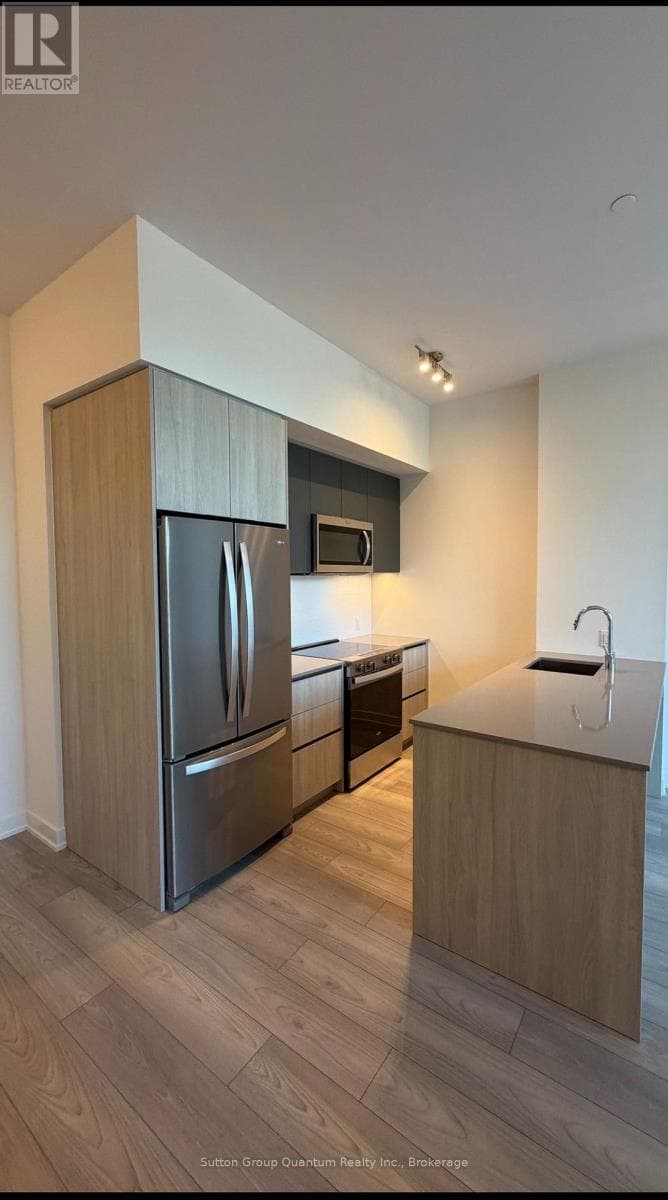 Single Family at 5858 Yonge Street, Toronto (Newtonbrook West), Ontario - Photo 10 - RE/MAX Garden City Realty