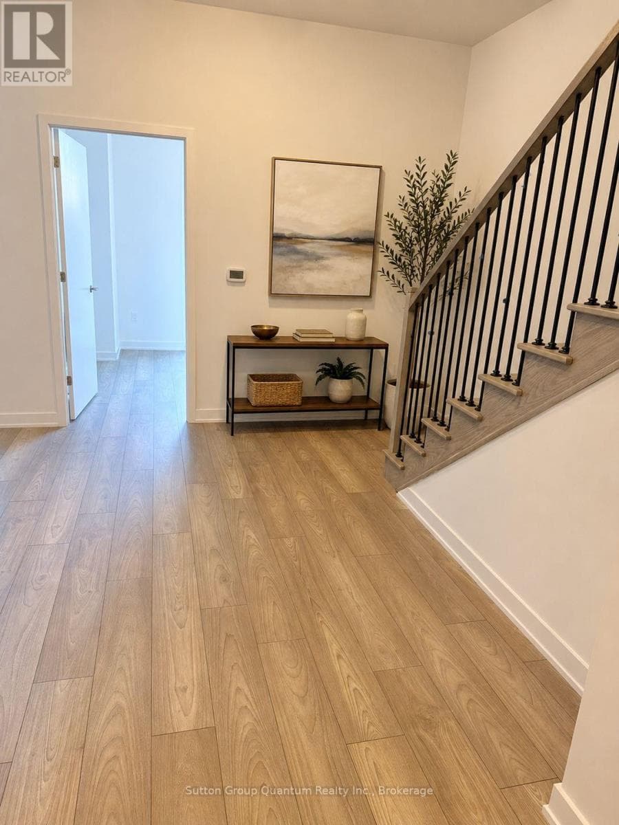 Single Family at 5858 Yonge Street, Toronto (Newtonbrook West), Ontario - Photo 3 - RE/MAX Garden City Realty