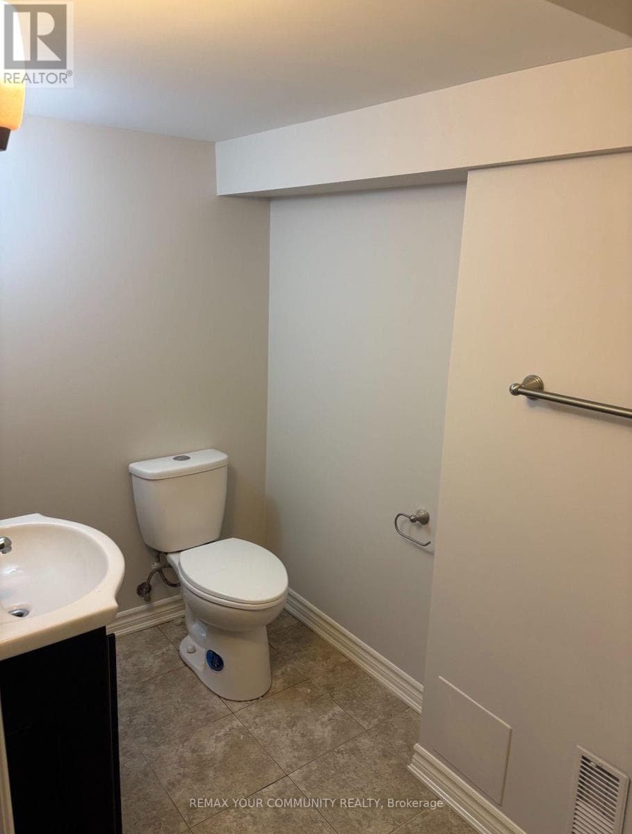 Single Family at 88 Santina Street, Vaughan (Vellore Village), Ontario - Photo 4 - RE/MAX Garden City Realty