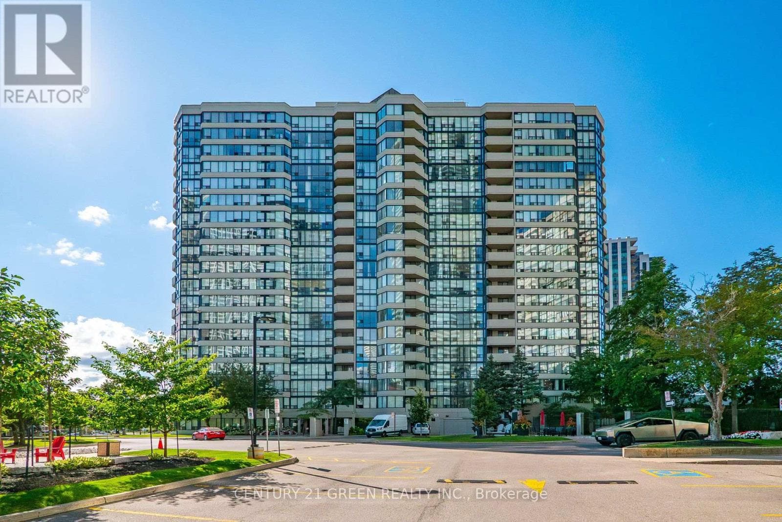 1405- 350 Rathburn Road