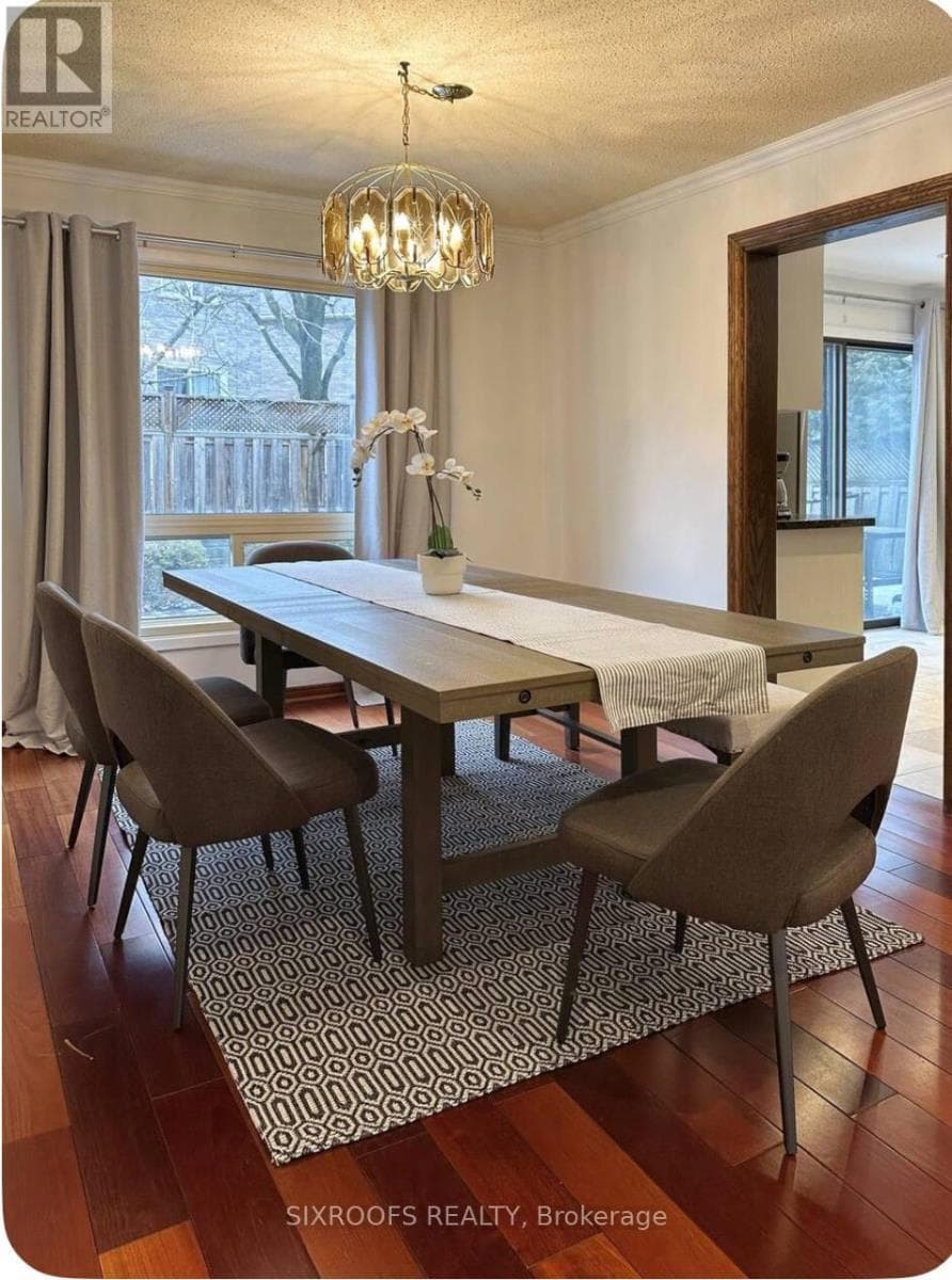 Main- 43 Eleanor Circle