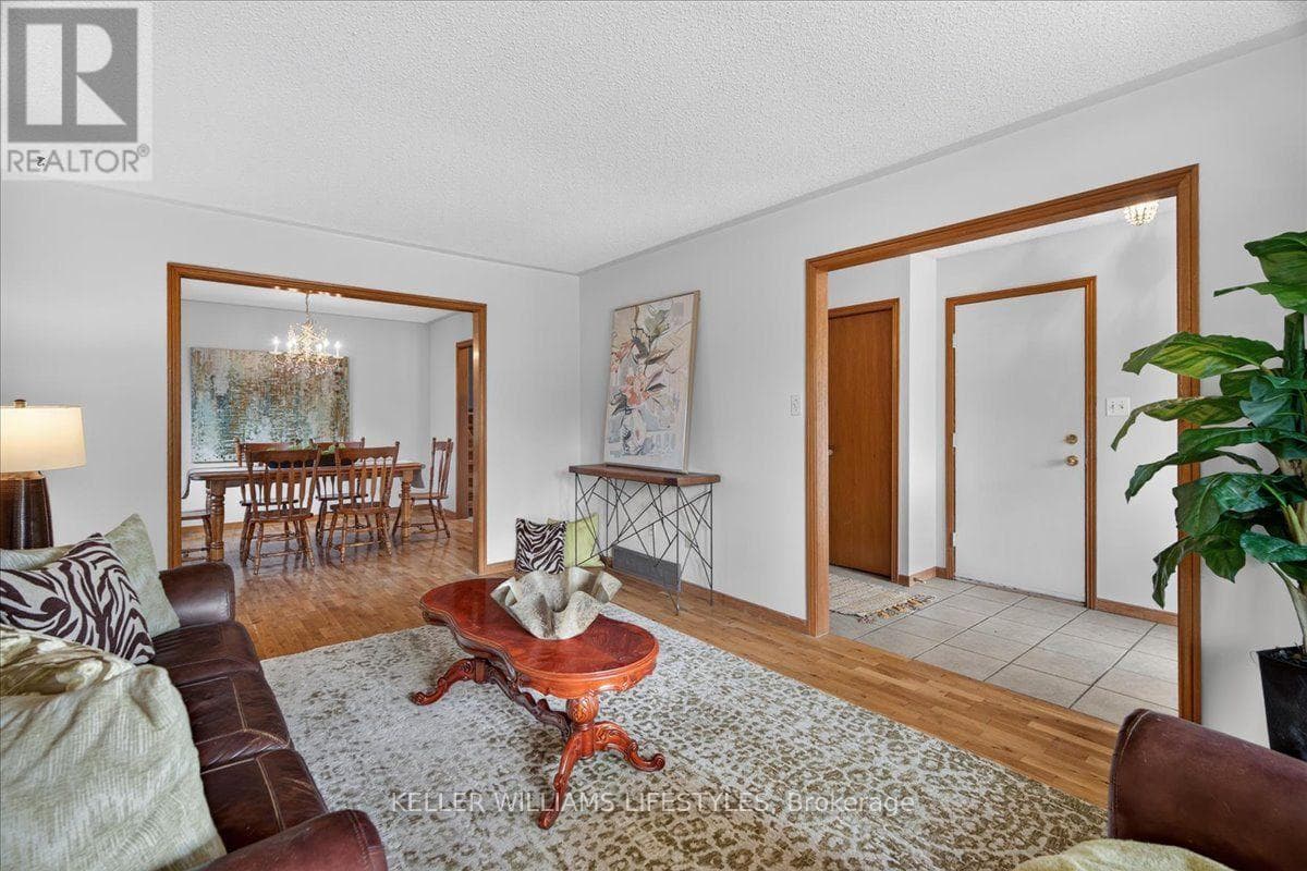 Single Family at 1364 Webster Street, London East (East D), Ontario - Photo 5 - RE/MAX Garden City Realty