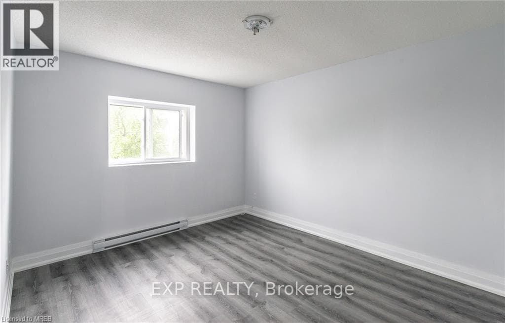 Single Family at 4- 529 Elm Street, Port Colborne (Main Street), Ontario - Photo 3 - RE/MAX Garden City Realty