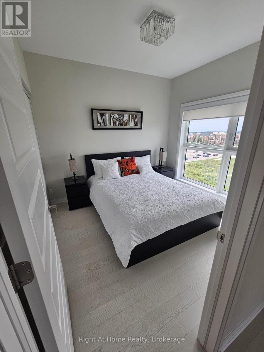 Single Family at 527- 102 GROVEWOOD Common, Oakville (GO Glenorchy), Ontario - Photo 8 - RE/MAX Garden City Realty