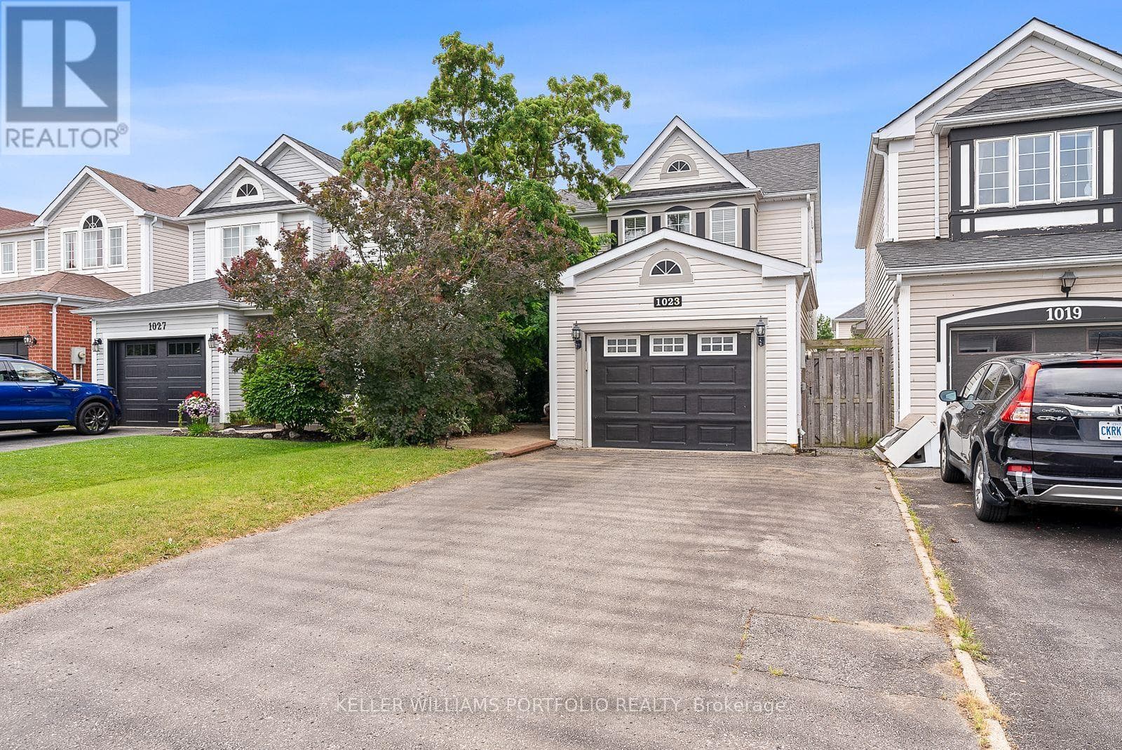 Single Family at 1023 Roseheath Street, Oshawa (Pinecrest), Ontario - Photo 2 - RE/MAX Garden City Realty